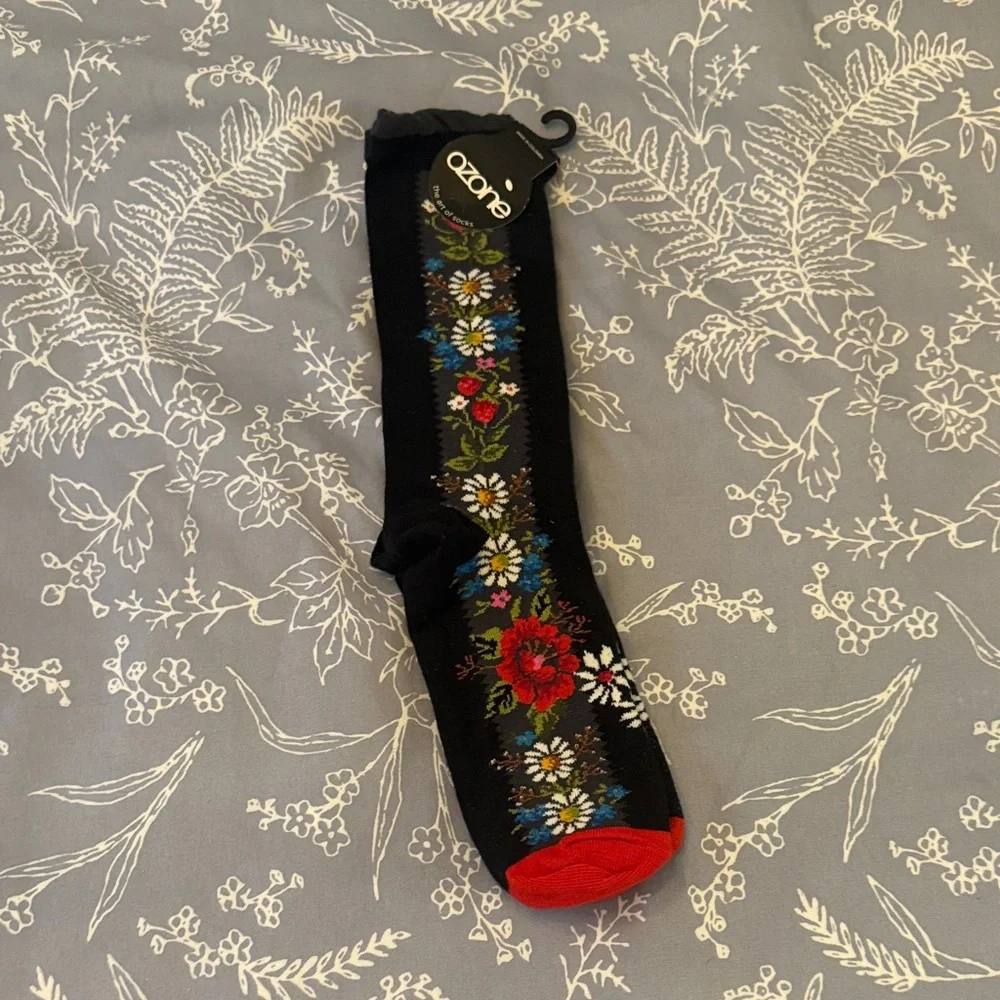 Ozone Women’s Colorful Floral Patterned Women's Socks - Picture 1 of 8